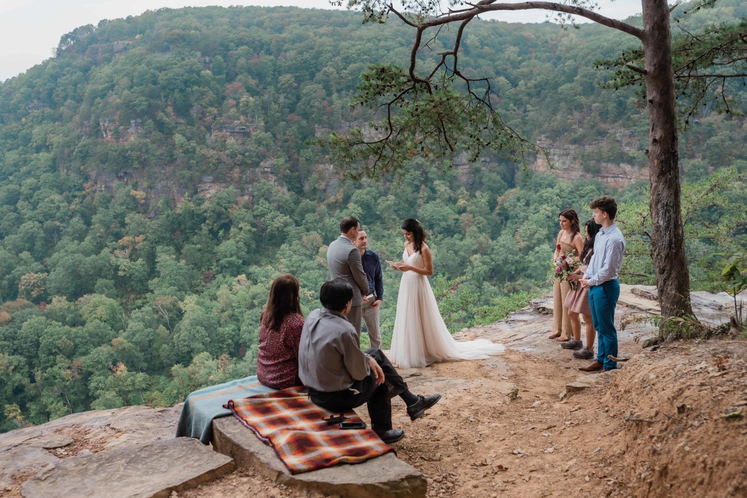 photographer in the Southeast for hiking adventure elopements with family